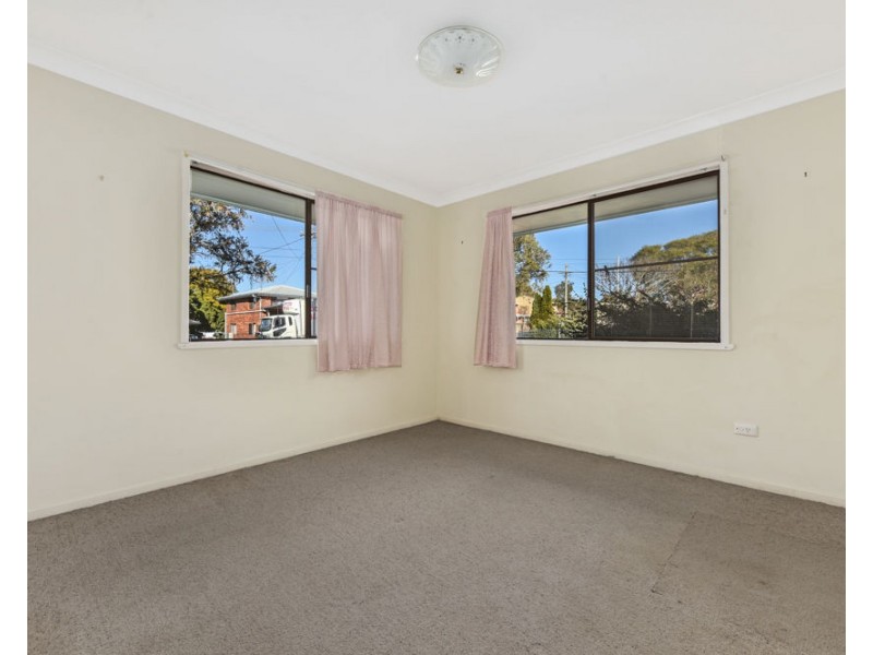 5 Sardon Street, Centenary Heights QLD 4350