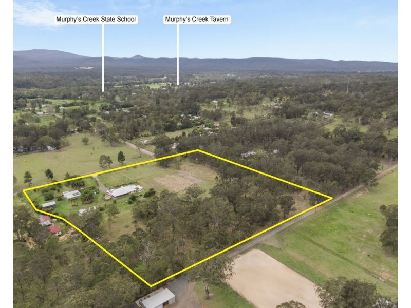 35 Cemetery Road, Murphys Creek QLD 4352