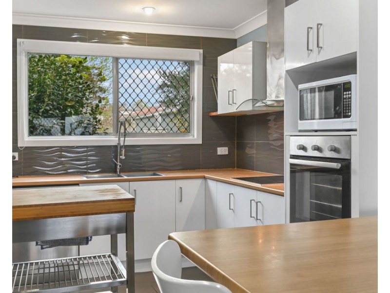 Centenary Heights QLD 4350