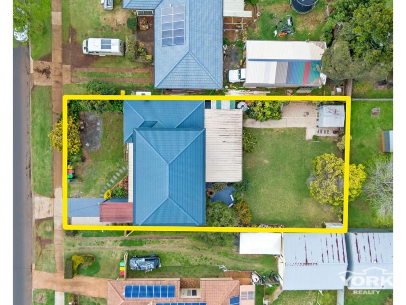 Centenary Heights QLD 4350