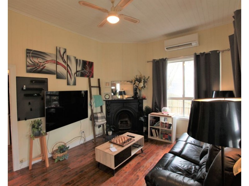 32 Brim Street, Newtown QLD 4350