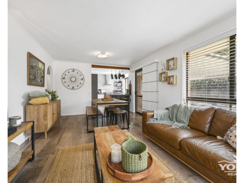 Kearneys Spring QLD 4350