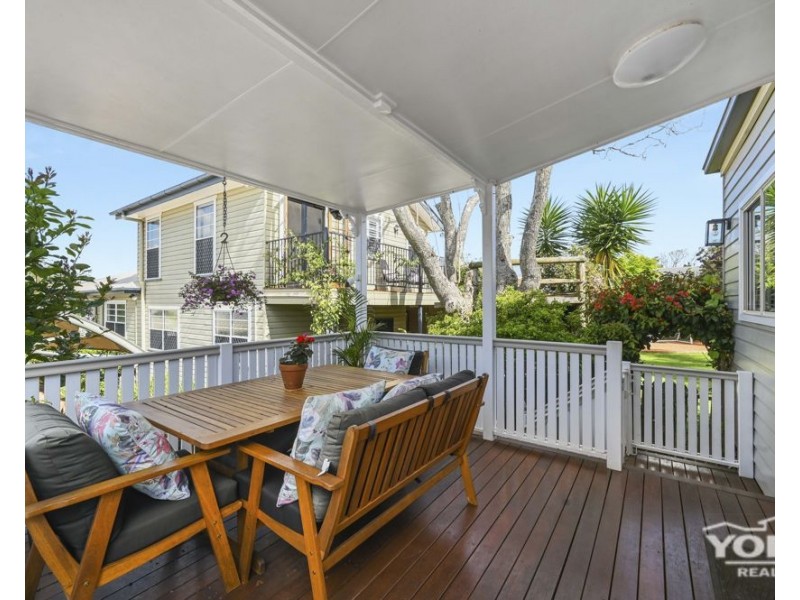 Centenary Heights QLD 4350