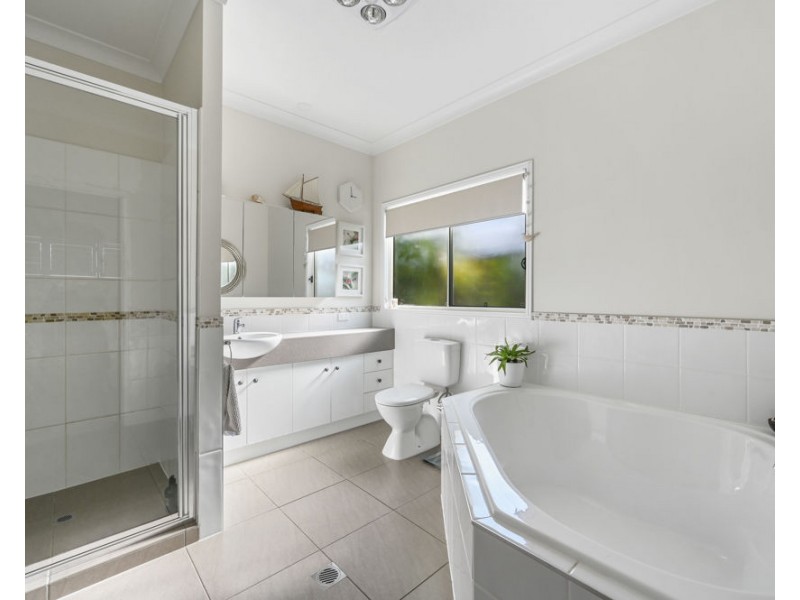 Centenary Heights QLD 4350