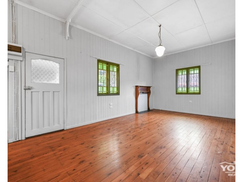 43 Drayton Road, Harristown QLD 4350