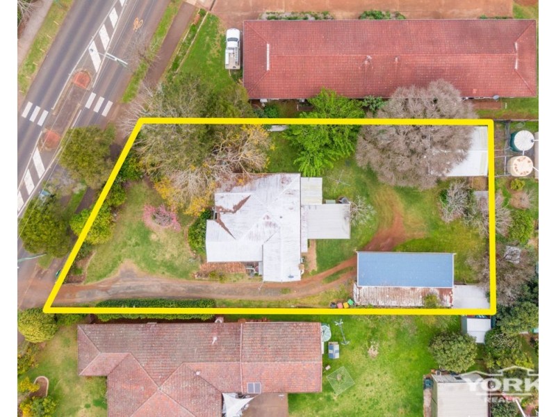 41-43 Drayton Road, Harristown QLD 4350