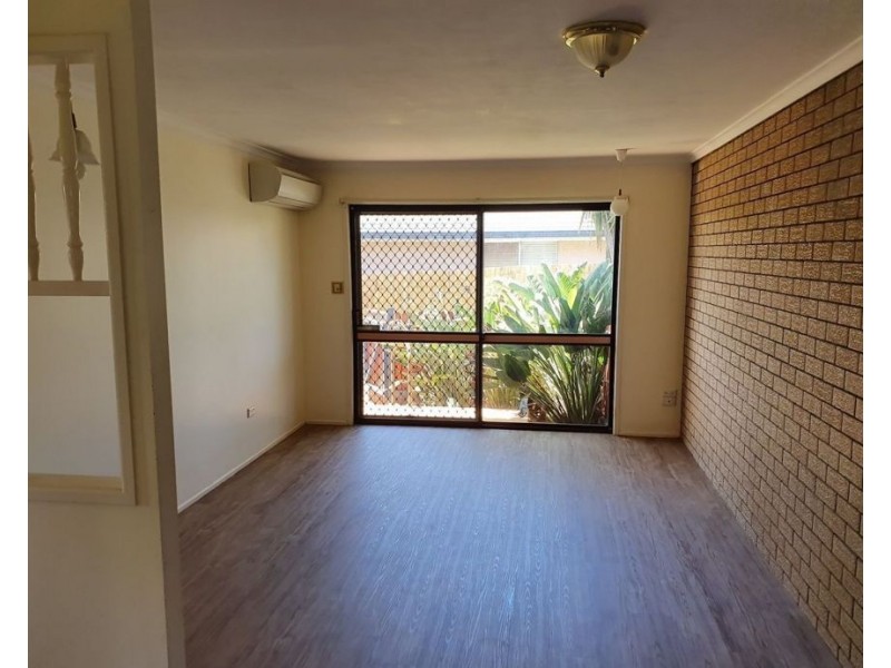 1/10 Gloucester Crescent, Darling Heights QLD 4350