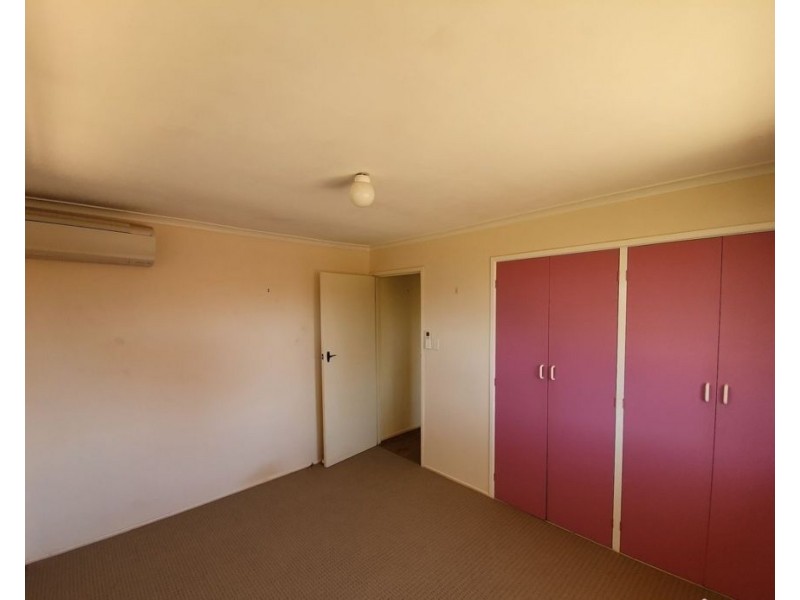 1/10 Gloucester Crescent, Darling Heights QLD 4350