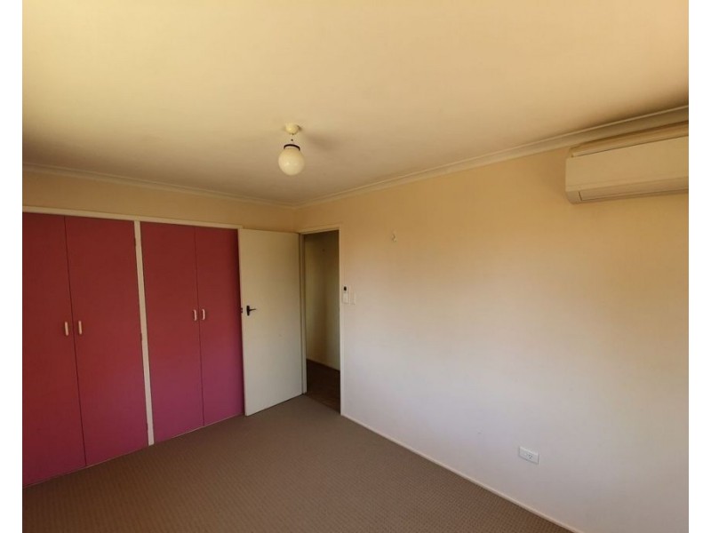 1/10 Gloucester Crescent, Darling Heights QLD 4350