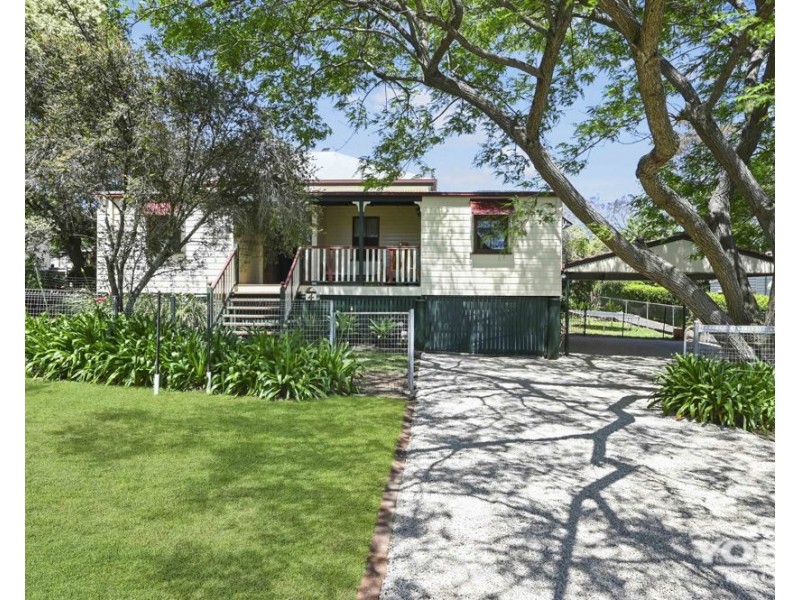 Mount Lofty QLD 4350