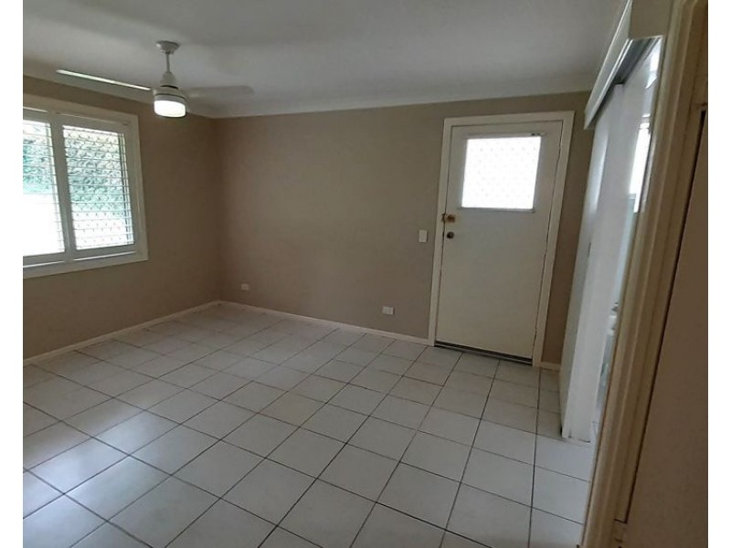 Mount Lofty QLD 4350