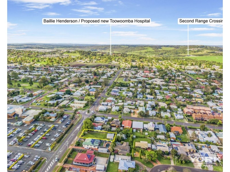 60a Holberton Street, Newtown QLD 4350