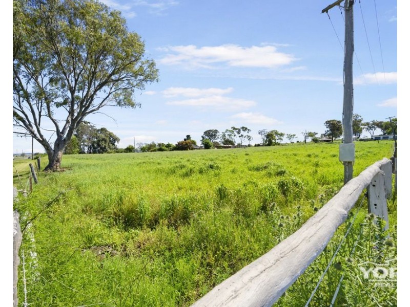 Westbrook QLD 4350