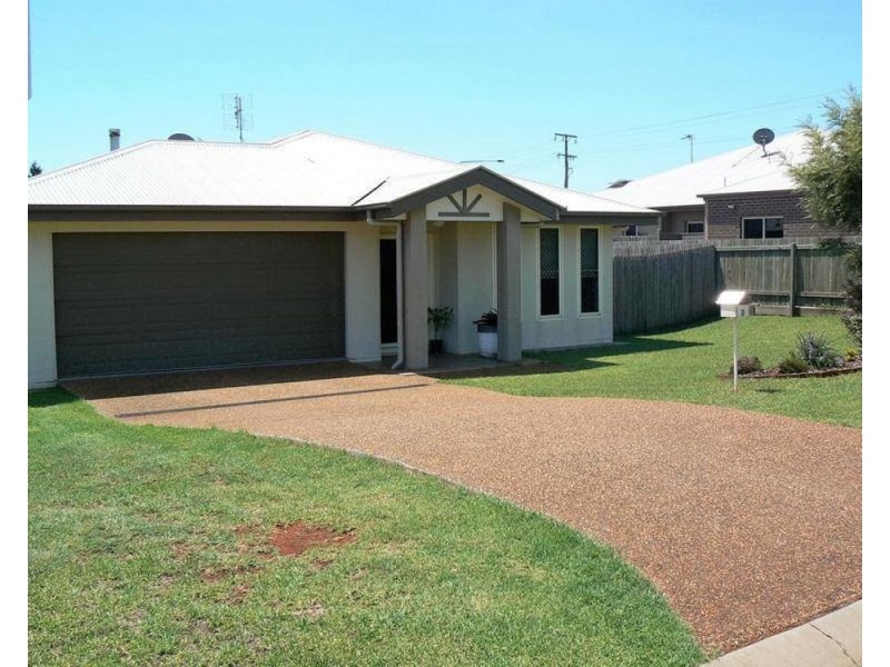 3 Highgrove Drive, Highfields QLD 4352