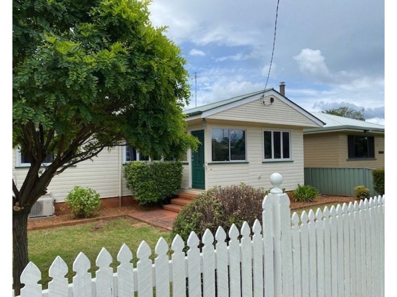 23 Fromalls Street, Harristown QLD 4350