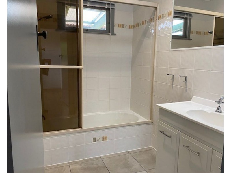 23 Fromalls Street, Harristown QLD 4350