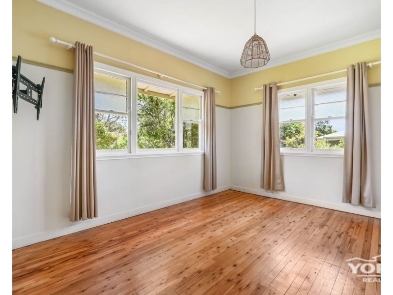 Mount Lofty QLD 4350