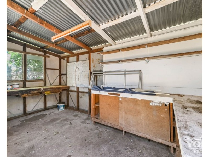 Mount Lofty QLD 4350