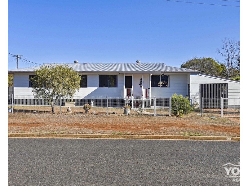 85 Proposch Street, Oakey QLD 4401