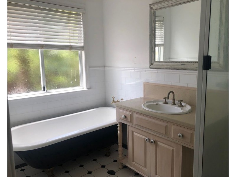 5 Cooper Street, South Toowoomba QLD 4350
