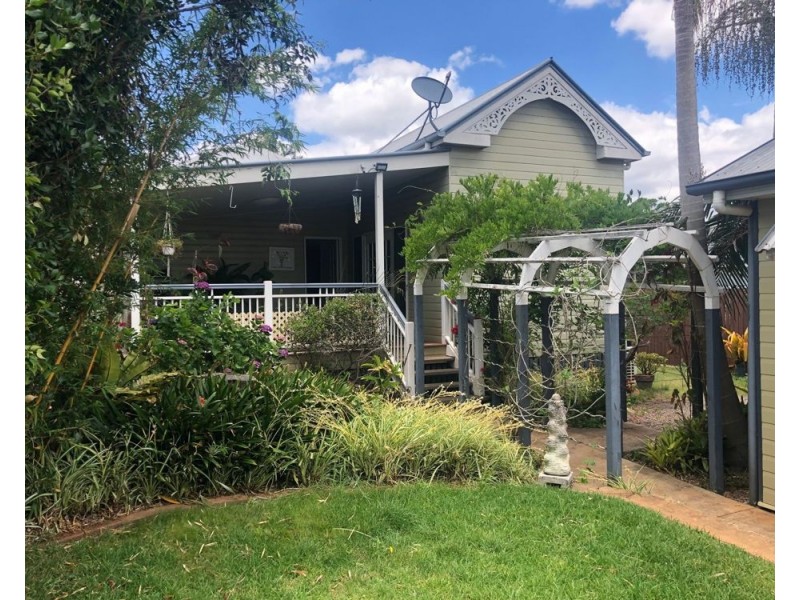 5 Cooper Street, South Toowoomba QLD 4350