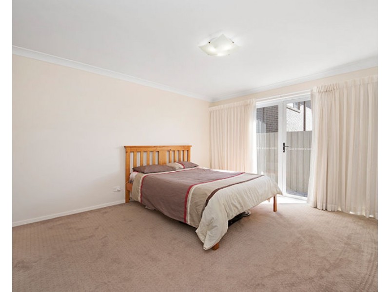 2/14 Ethan Street, Middle Ridge QLD 4350