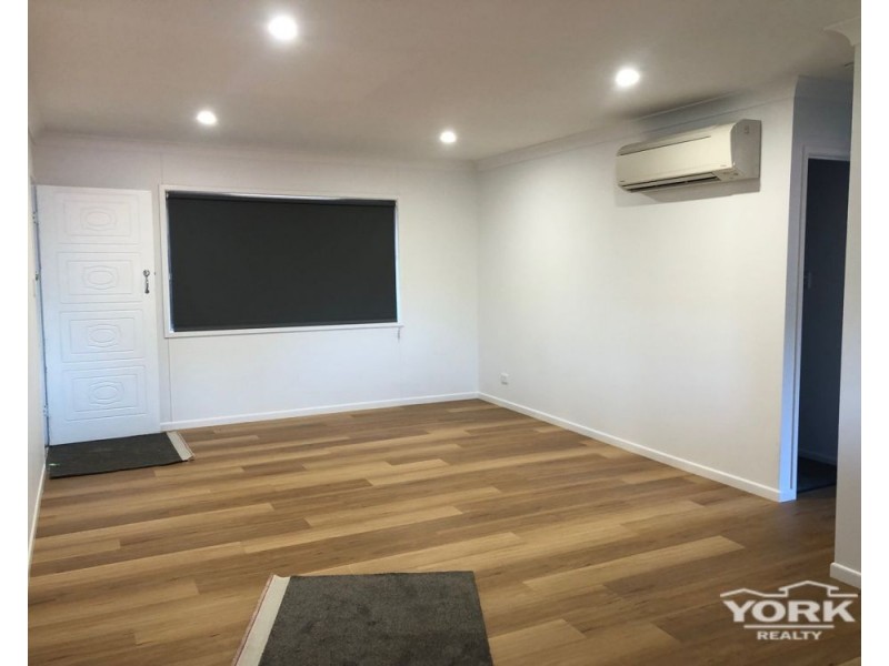 406A Tor Street, Newtown QLD 4350