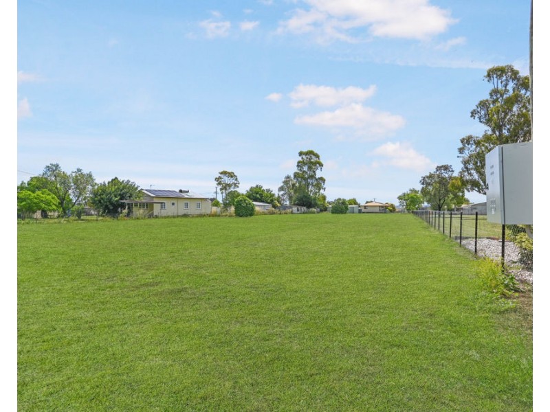 47 King Street, Kingsthorpe QLD 4400