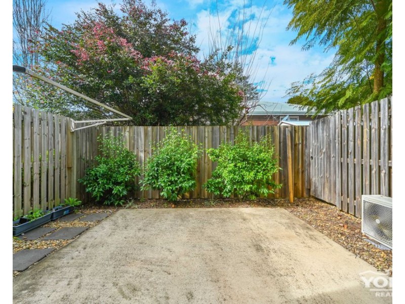 3/227 Nelson Street, Kearneys Spring QLD 4350