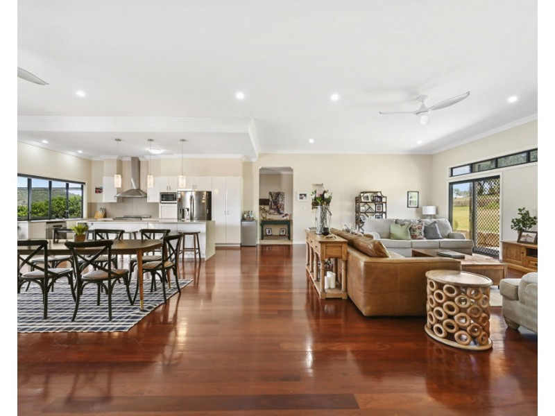 Hodgson Vale QLD 4352