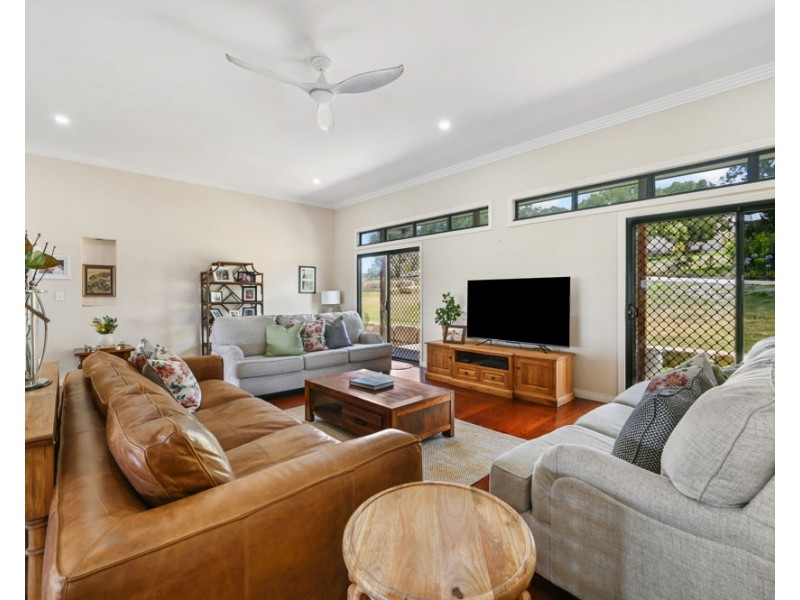 Hodgson Vale QLD 4352