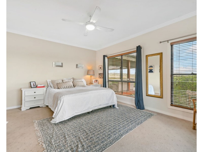 Hodgson Vale QLD 4352