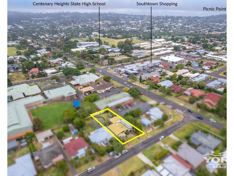 1 Norah Street, Centenary Heights QLD 4350