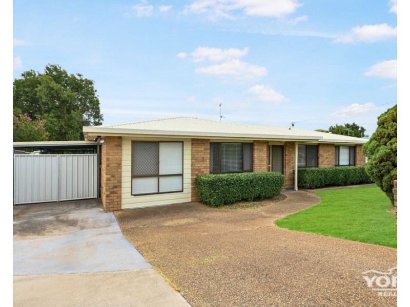 55 Platz Street, Darling Heights QLD 4350