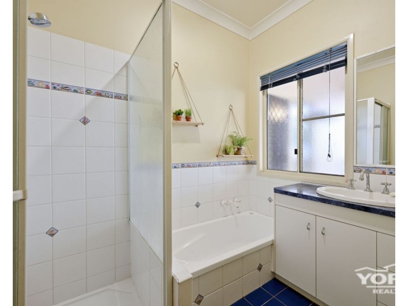 30 Diosma Drive, Highfields QLD 4352