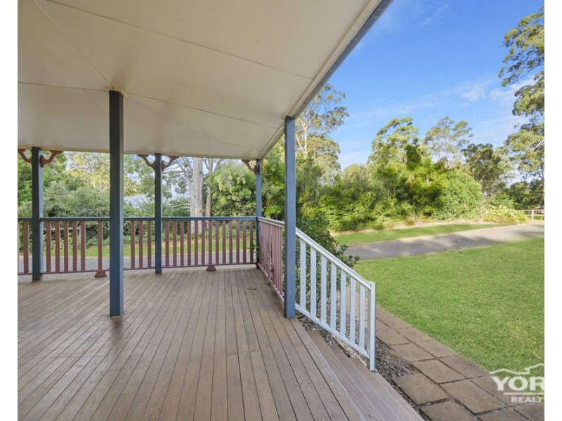 30 Diosma Drive, Highfields QLD 4352