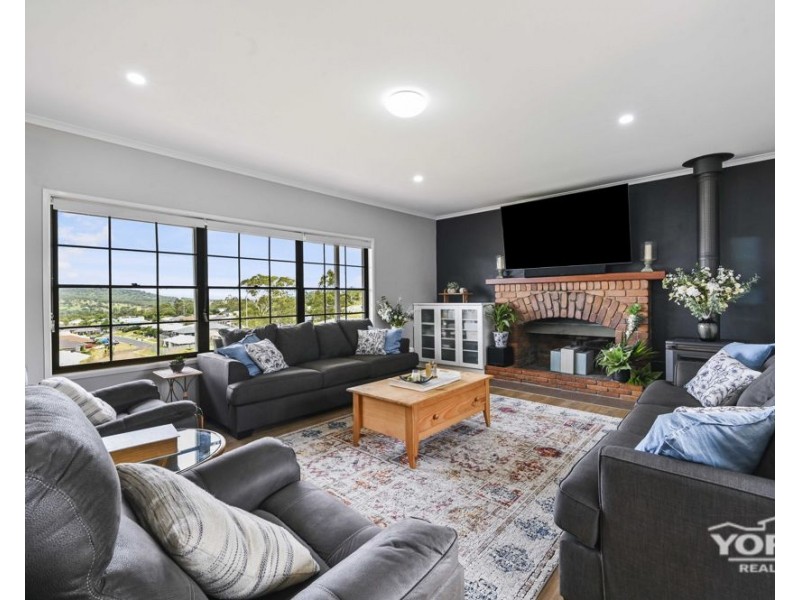 49-51 Alistair Street, Glenvale QLD 4350