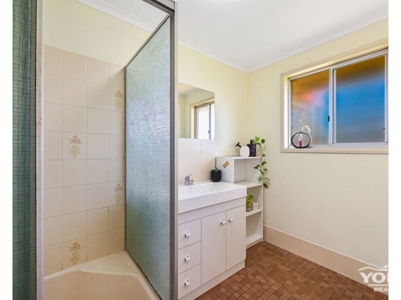 Kearneys Spring QLD 4350