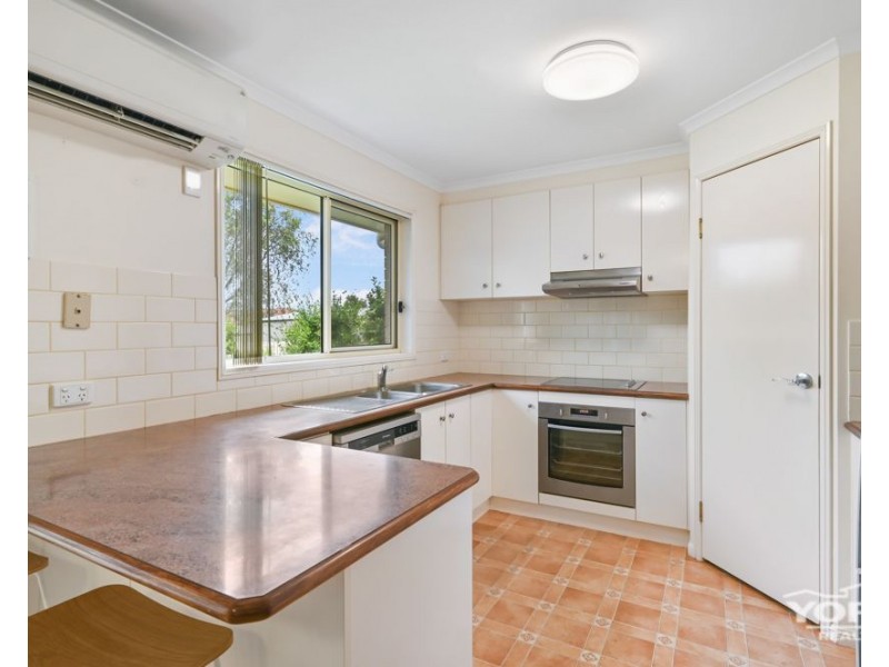 9 Bunya Street, Kearneys Spring QLD 4350