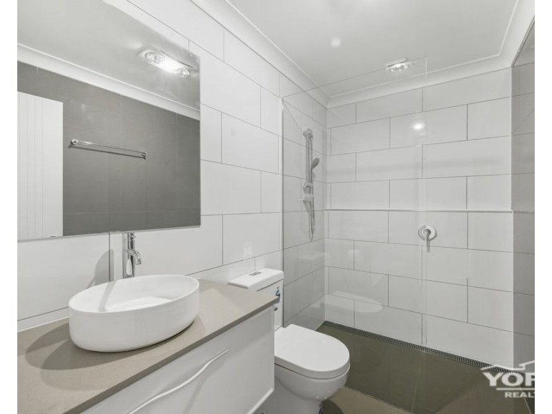 406 Tor Street, Newtown QLD 4350