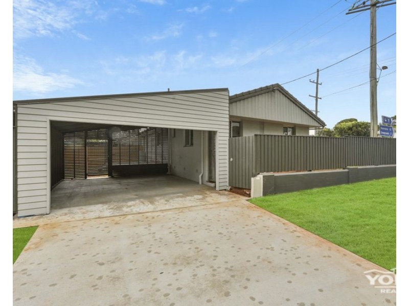 406 Tor Street, Newtown QLD 4350