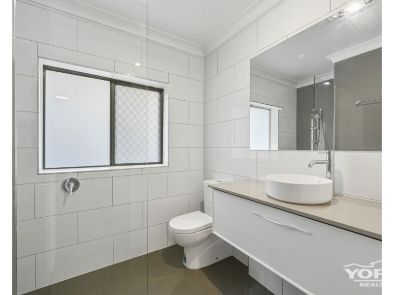 406 Tor Street, Newtown QLD 4350