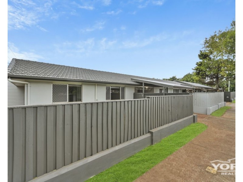 406 Tor Street, Newtown QLD 4350