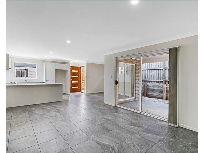 3/442 Hume Street, Middle Ridge QLD 4350