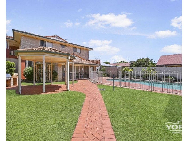 Kearneys Spring QLD 4350