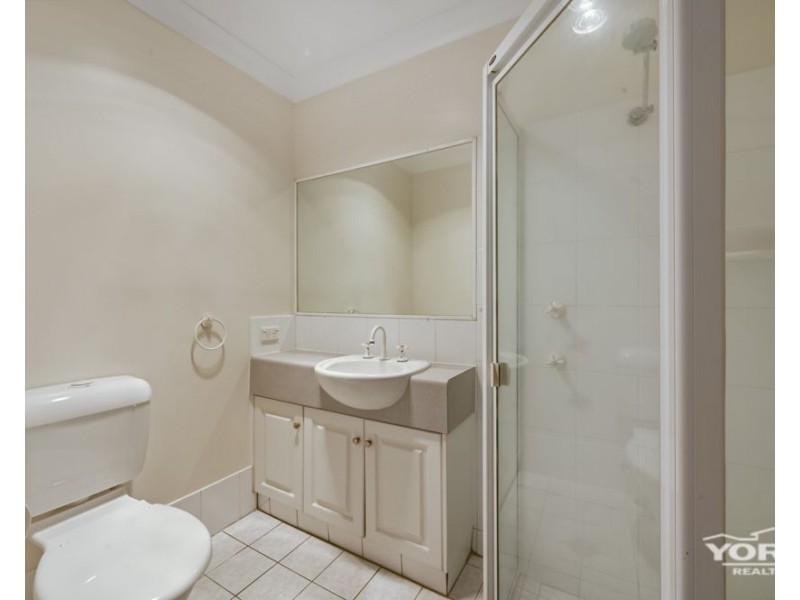 Kearneys Spring QLD 4350