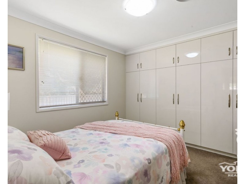 12 Sirron Street, Blue Mountain Heights QLD 4350