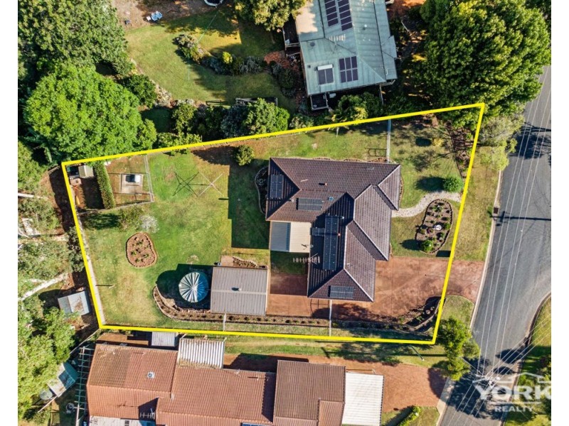 12 Sirron Street, Blue Mountain Heights QLD 4350