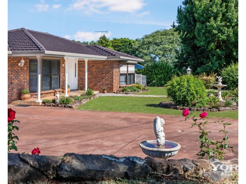 12 Sirron Street, Blue Mountain Heights QLD 4350