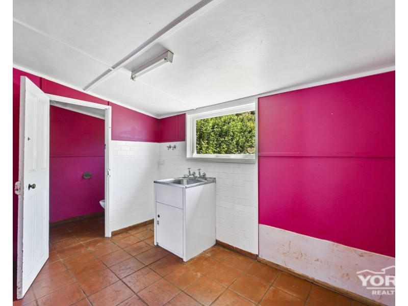 Newtown QLD 4350